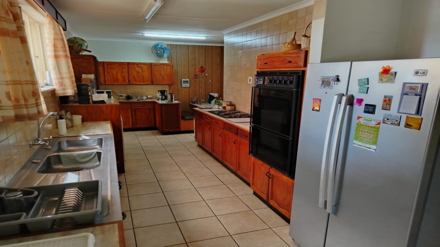 6 Bedroom Property for Sale in Northdene Gauteng