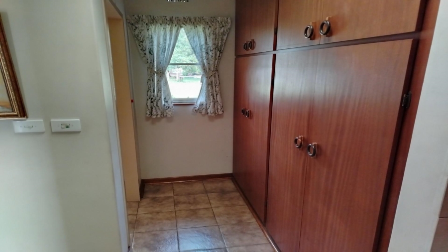 6 Bedroom Property for Sale in Northdene Gauteng