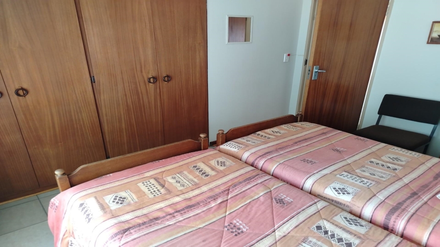 6 Bedroom Property for Sale in Northdene Gauteng
