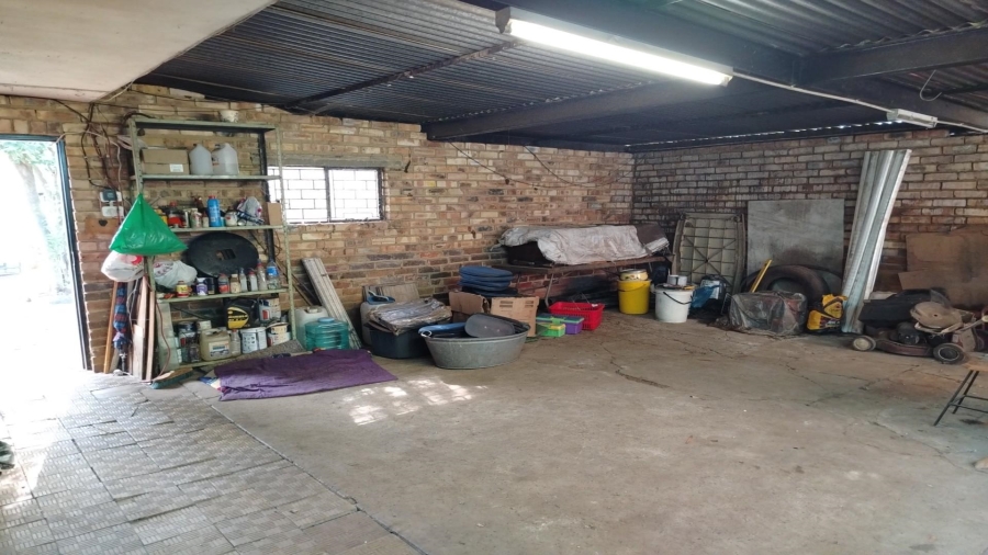 2 Bedroom Property for Sale in Rosashof Gauteng