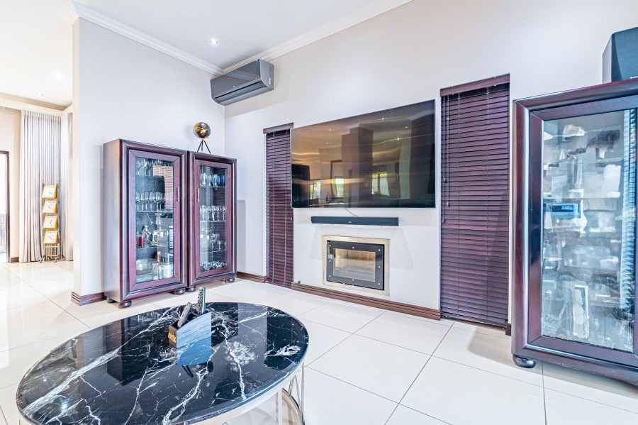 4 Bedroom Property for Sale in Bryanston Gauteng