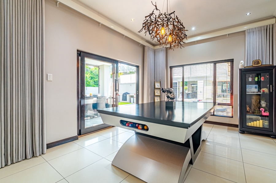 4 Bedroom Property for Sale in Bryanston Gauteng