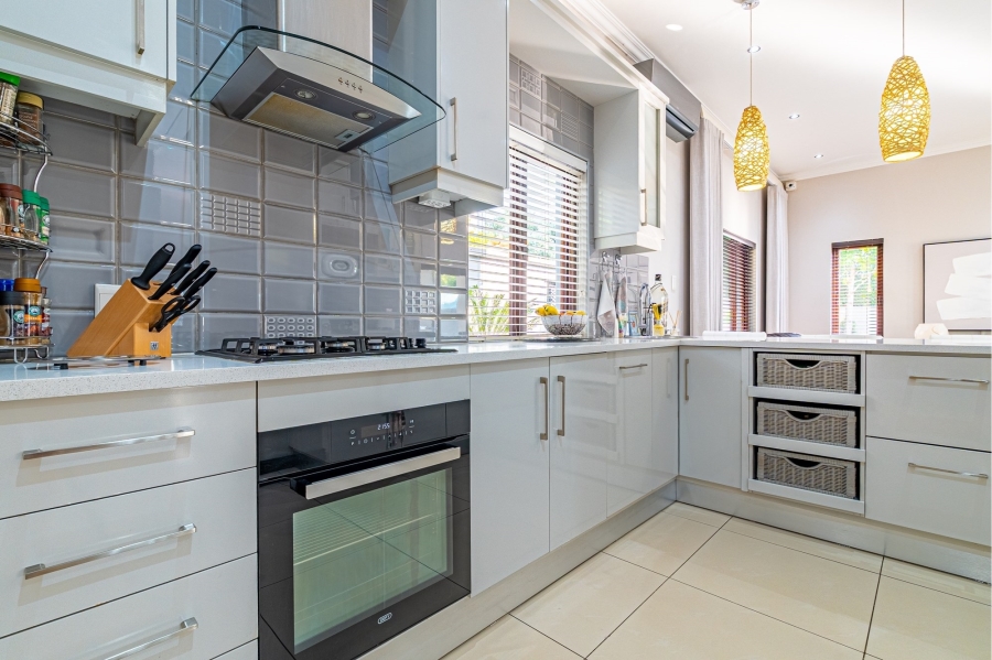 4 Bedroom Property for Sale in Bryanston Gauteng