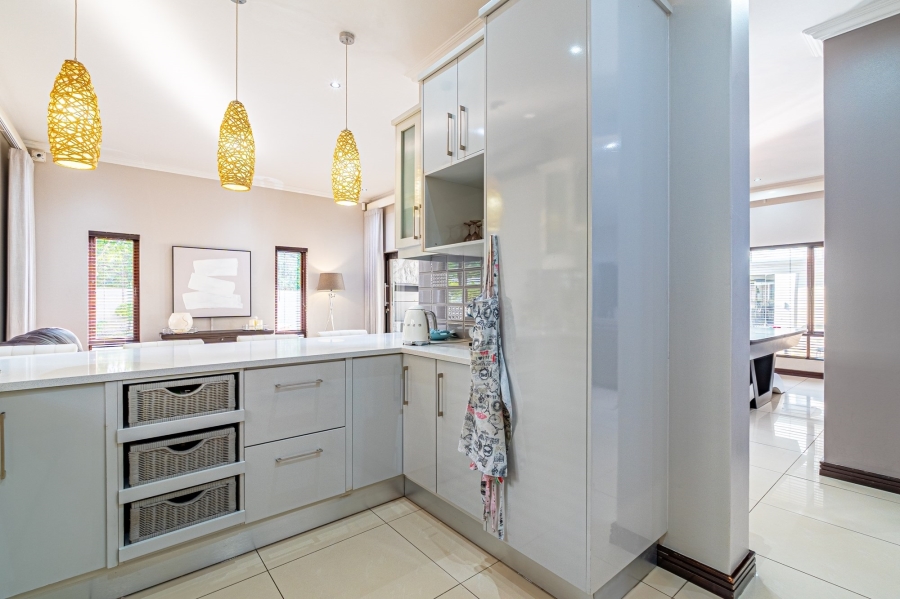 4 Bedroom Property for Sale in Bryanston Gauteng