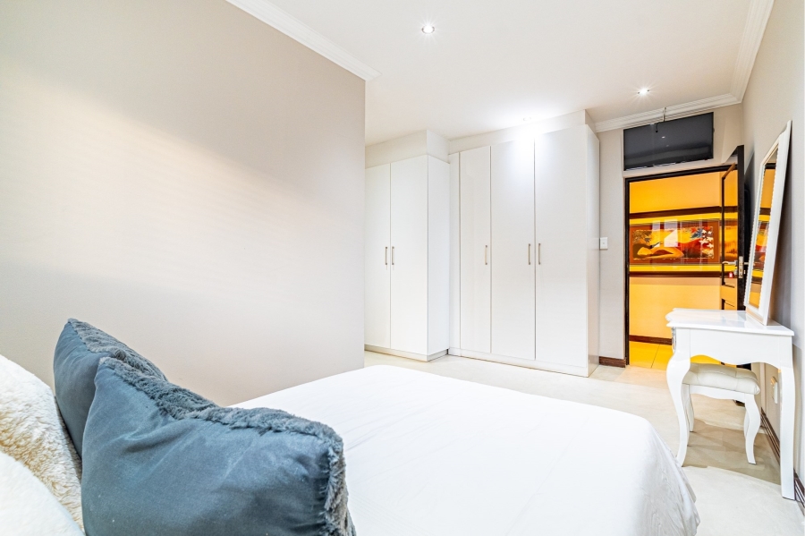 4 Bedroom Property for Sale in Bryanston Gauteng