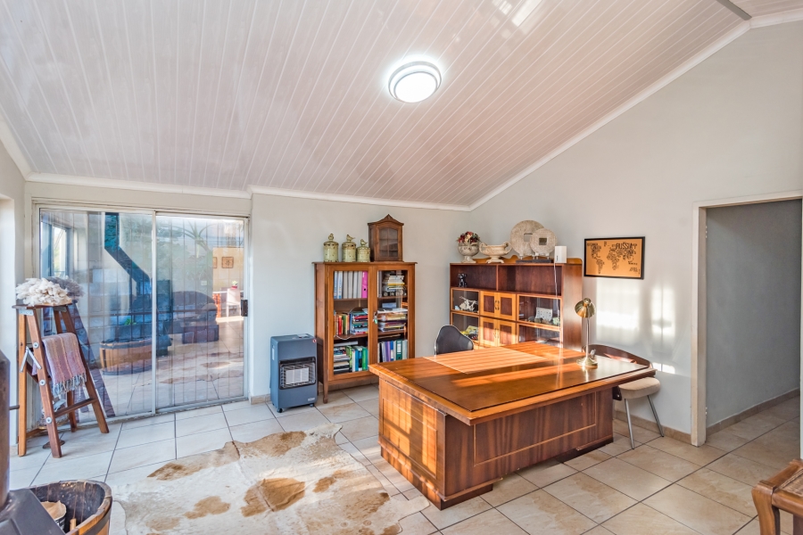 3 Bedroom Property for Sale in Kenmare Gauteng