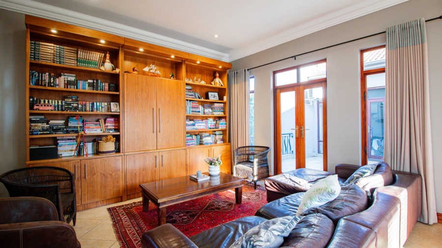 4 Bedroom Property for Sale in Silver Lakes Golf Estate Gauteng