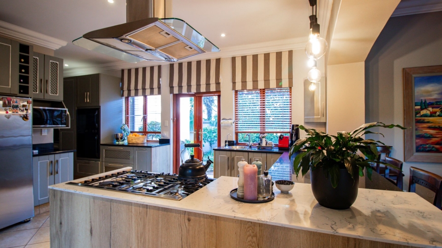 4 Bedroom Property for Sale in Silver Lakes Golf Estate Gauteng