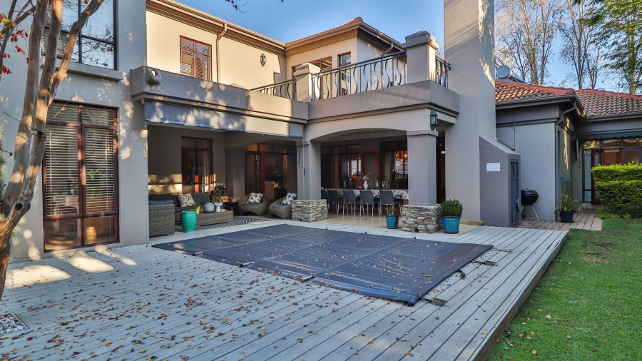 4 Bedroom Property for Sale in Silver Lakes Golf Estate Gauteng
