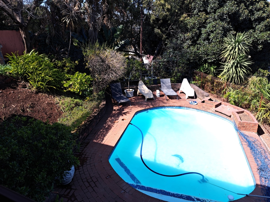 To Let 4 Bedroom Property for Rent in Helderkruin Gauteng
