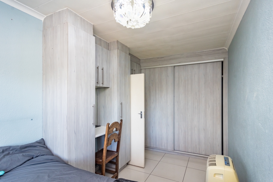 2 Bedroom Property for Sale in Florida Gauteng