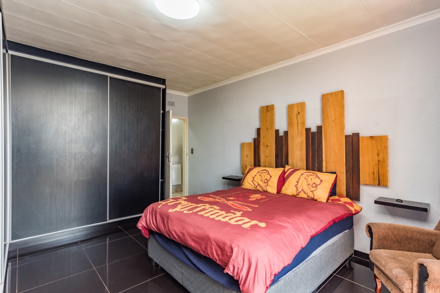 2 Bedroom Property for Sale in Florida Gauteng