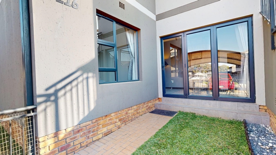 2 Bedroom Property for Sale in Norton Home Estate AH Gauteng
