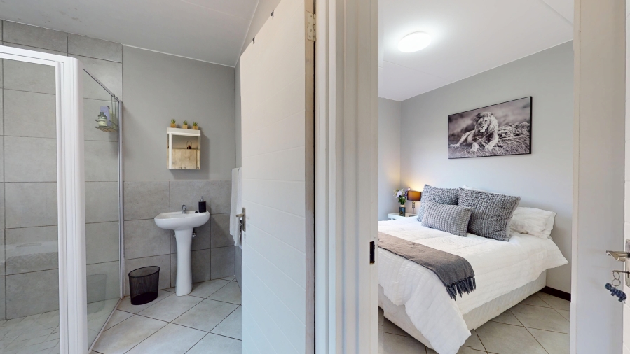 2 Bedroom Property for Sale in Norton Home Estate AH Gauteng