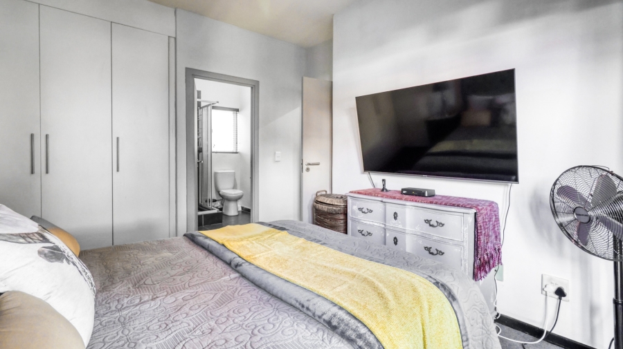 2 Bedroom Property for Sale in Fourways Gauteng