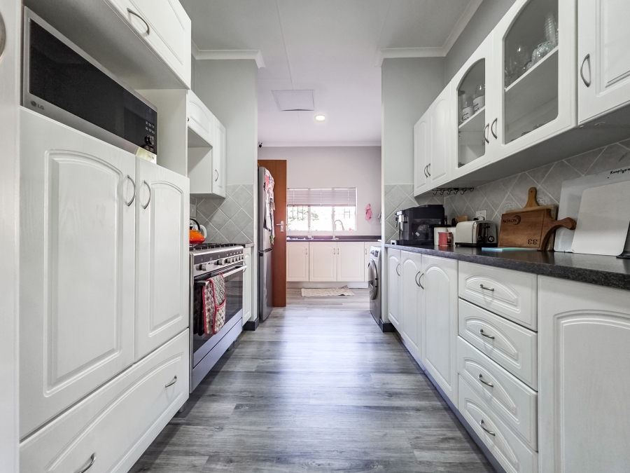 3 Bedroom Property for Sale in Moreleta Park Gauteng