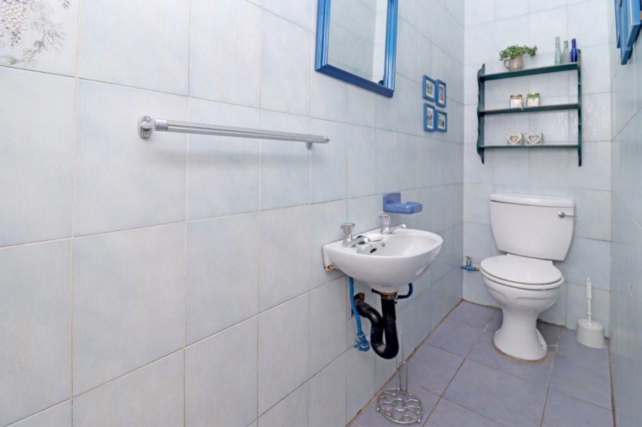 To Let 3 Bedroom Property for Rent in Northcliff Gauteng