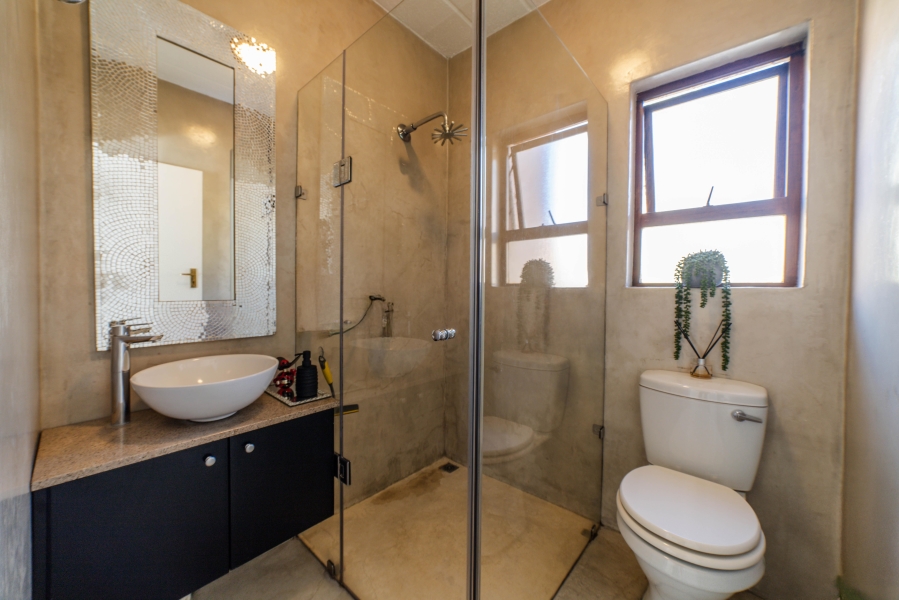 To Let 1 Bedroom Property for Rent in Magaliessig Gauteng