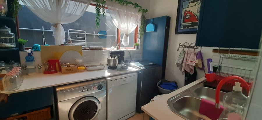3 Bedroom Property for Sale in Glen Erasmia Gauteng