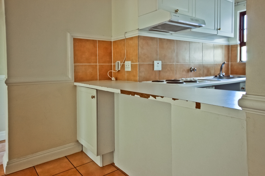2 Bedroom Property for Sale in Saxonwold Gauteng