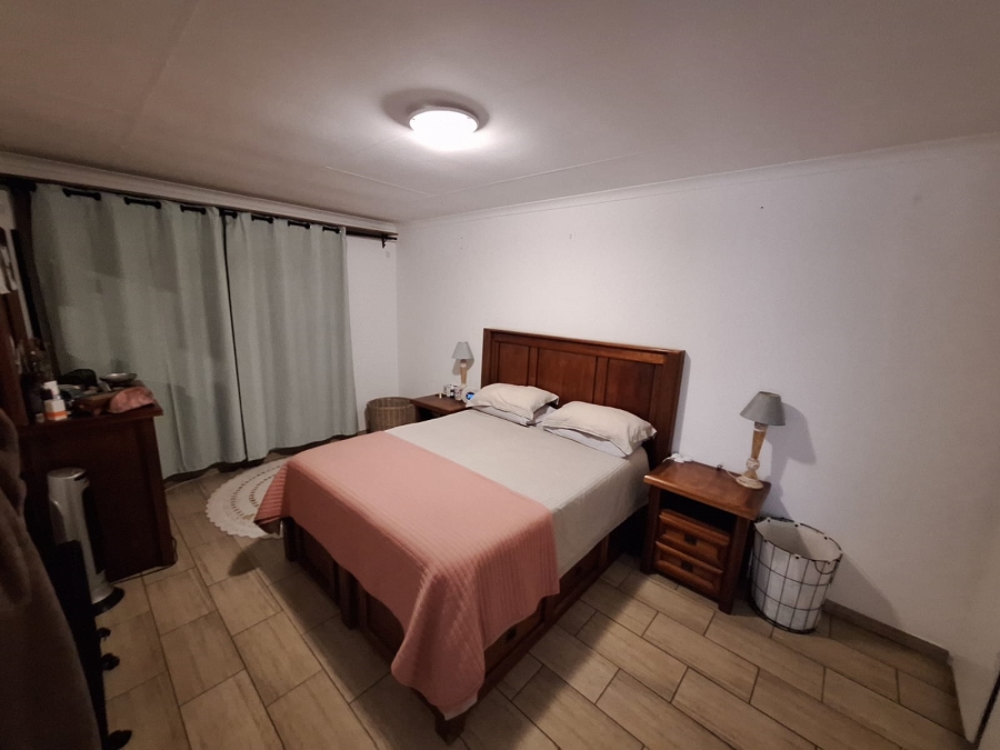 3 Bedroom Property for Sale in Hennopspark Gauteng
