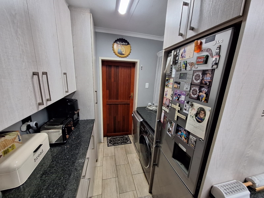 3 Bedroom Property for Sale in Hennopspark Gauteng