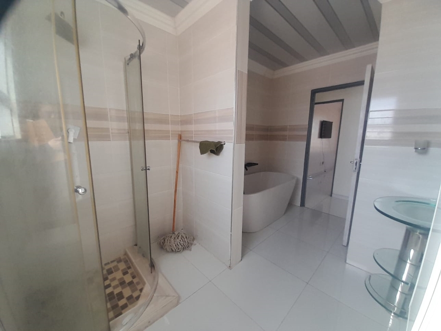 To Let 3 Bedroom Property for Rent in Three Rivers East Gauteng