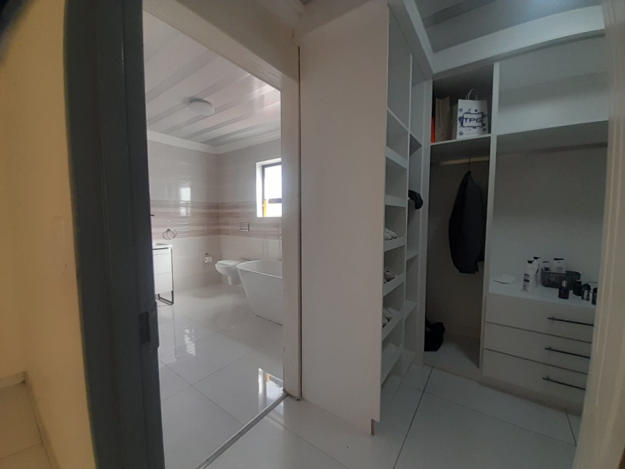 To Let 3 Bedroom Property for Rent in Three Rivers East Gauteng