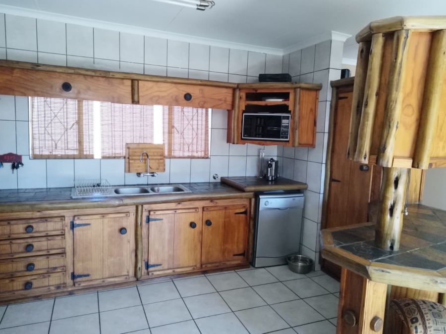 3 Bedroom Property for Sale in Wilro Park Gauteng