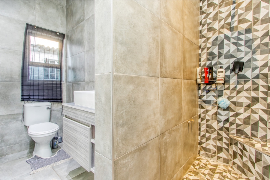4 Bedroom Property for Sale in Franklin Roosevelt Park Gauteng