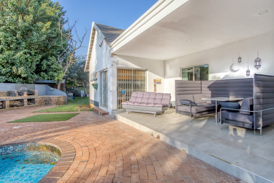 4 Bedroom Property for Sale in Franklin Roosevelt Park Gauteng
