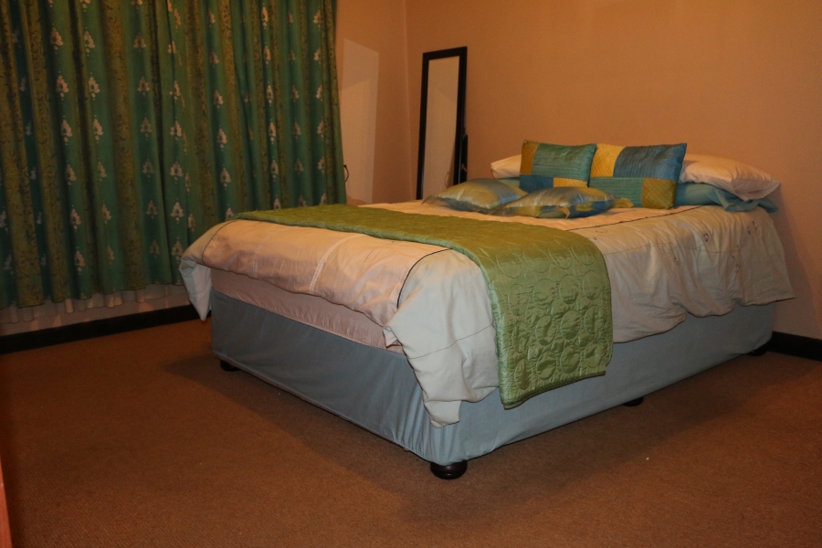 To Let 2 Bedroom Property for Rent in Sunninghill Gauteng