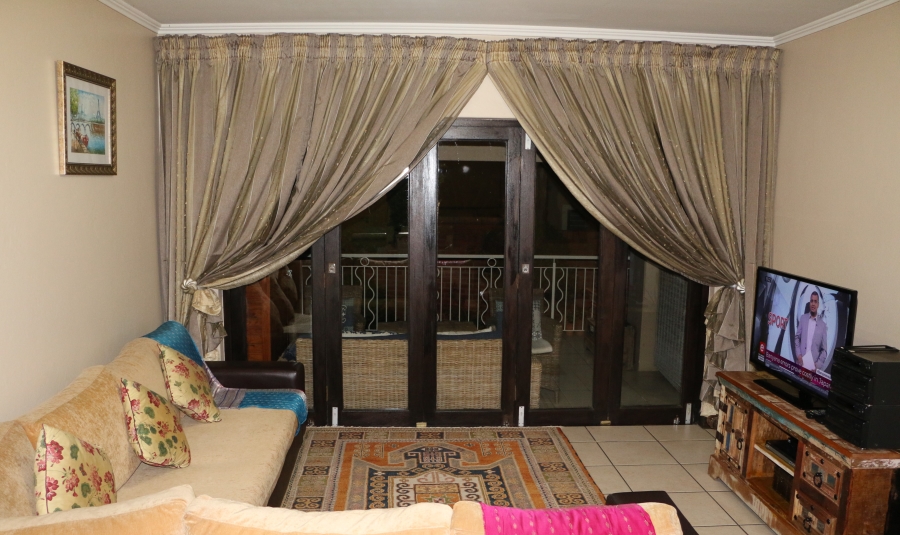 To Let 2 Bedroom Property for Rent in Sunninghill Gauteng
