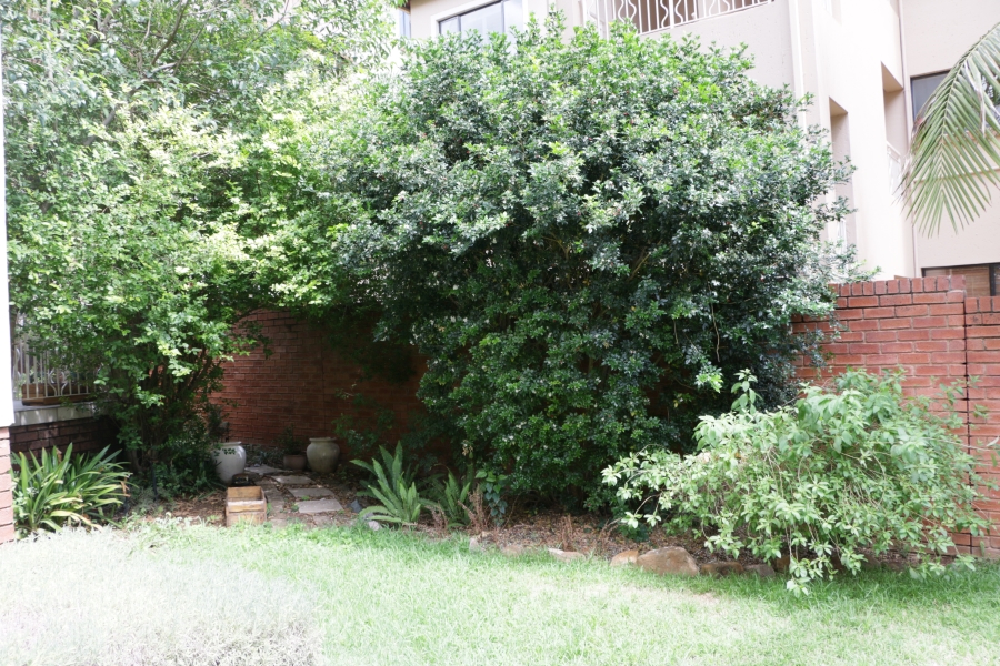 To Let 2 Bedroom Property for Rent in Sunninghill Gauteng