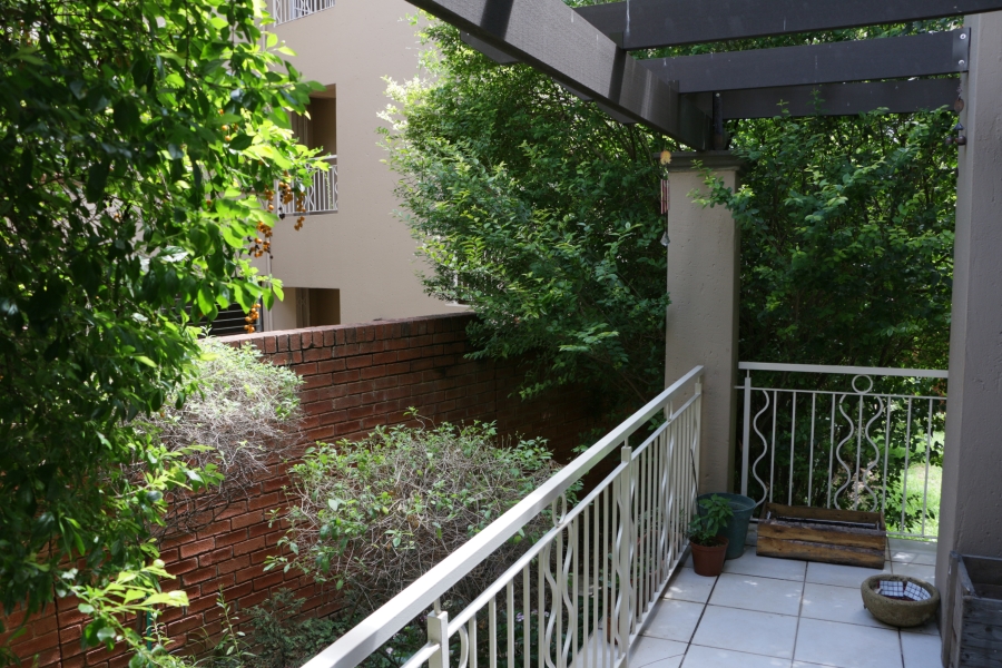 To Let 2 Bedroom Property for Rent in Sunninghill Gauteng