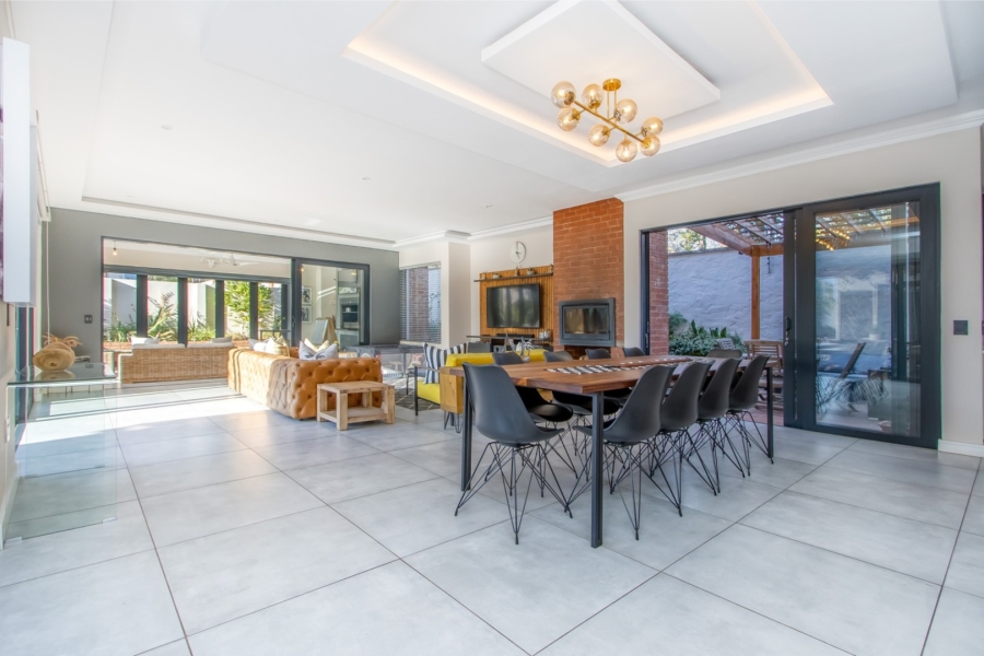4 Bedroom Property for Sale in Helderfontein Estate Gauteng