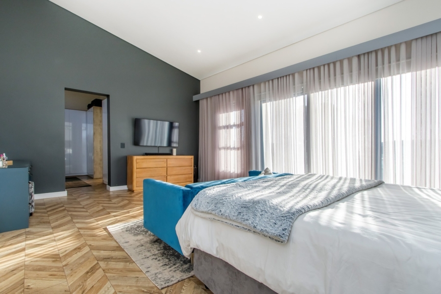 4 Bedroom Property for Sale in Helderfontein Estate Gauteng