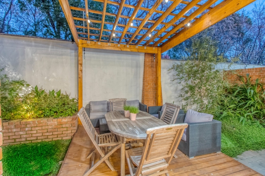 4 Bedroom Property for Sale in Helderfontein Estate Gauteng