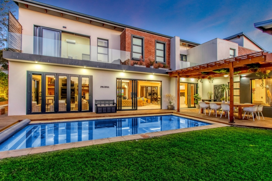 4 Bedroom Property for Sale in Helderfontein Estate Gauteng