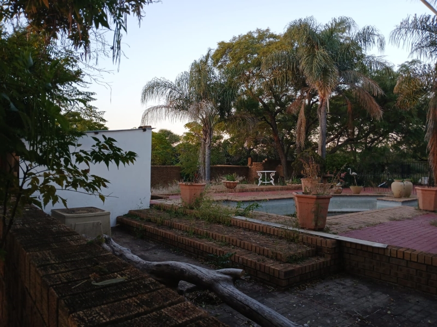 5 Bedroom Property for Sale in Bultfontein A H Gauteng