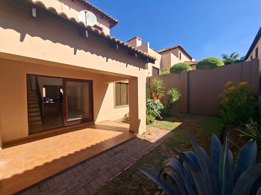 2 Bedroom Property for Sale in Noordheuwel Gauteng