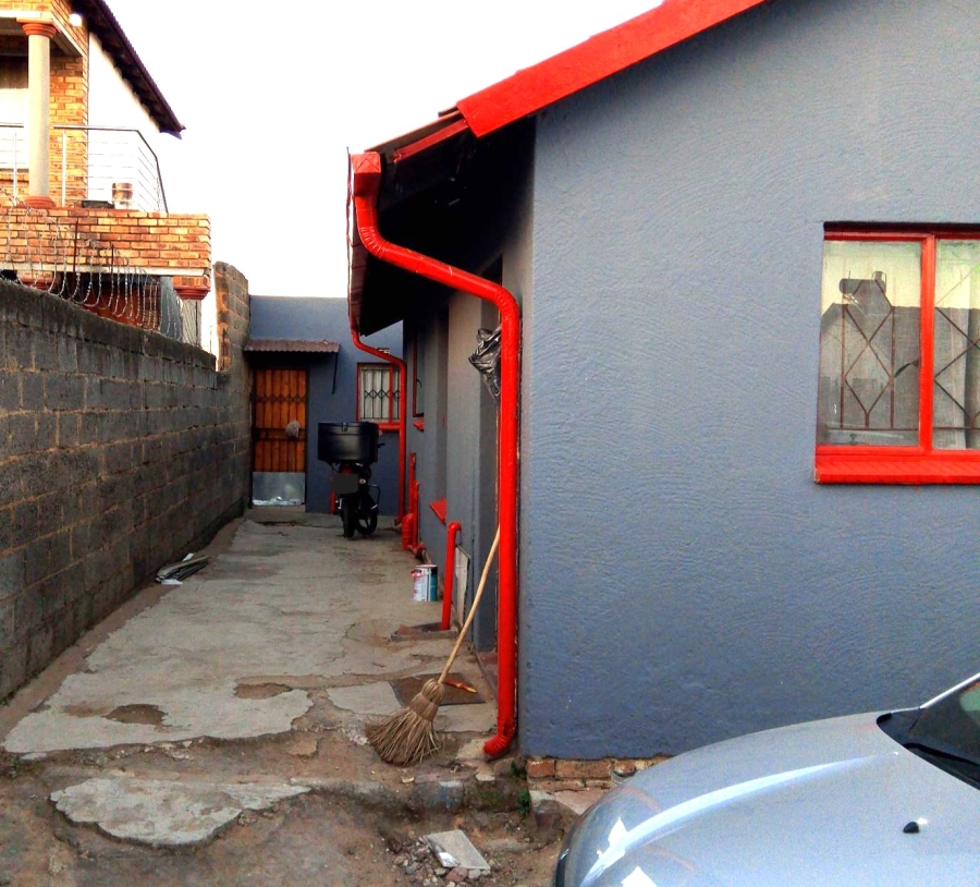 10 Bedroom Property for Sale in Rabie Ridge Gauteng