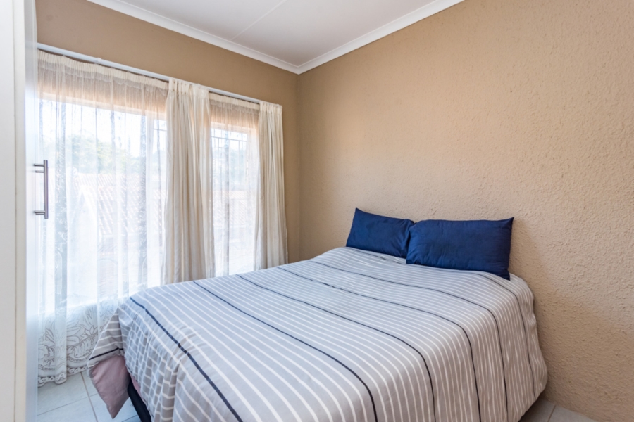 To Let 2 Bedroom Property for Rent in Noordheuwel Gauteng