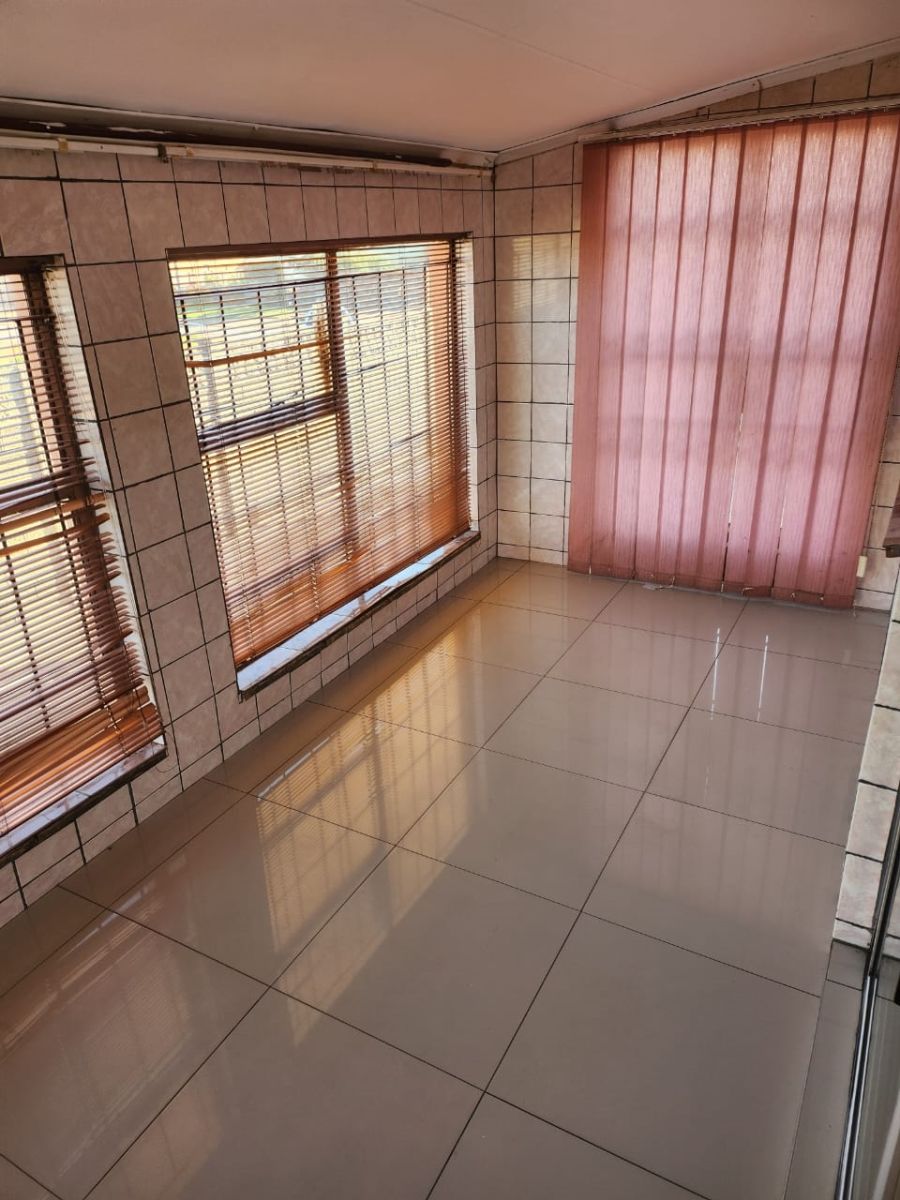 3 Bedroom Property for Sale in Eldorado Park Gauteng
