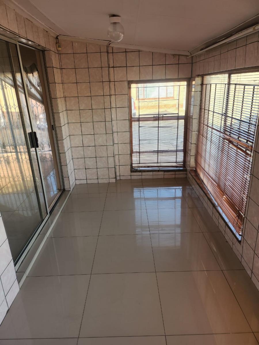3 Bedroom Property for Sale in Eldorado Park Gauteng
