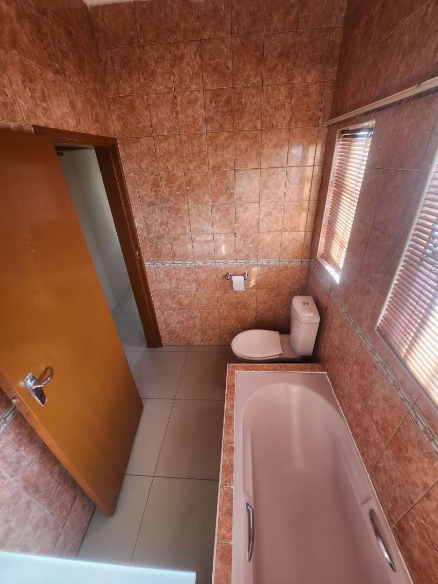 3 Bedroom Property for Sale in Eldorado Park Gauteng