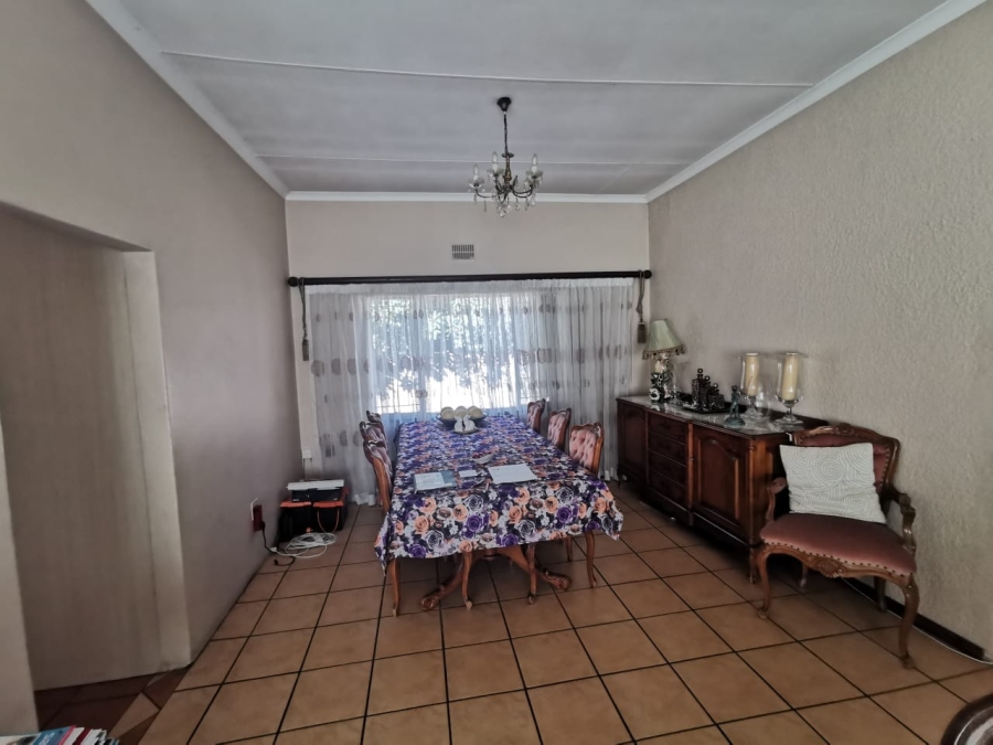 4 Bedroom Property for Sale in Brackendowns Gauteng