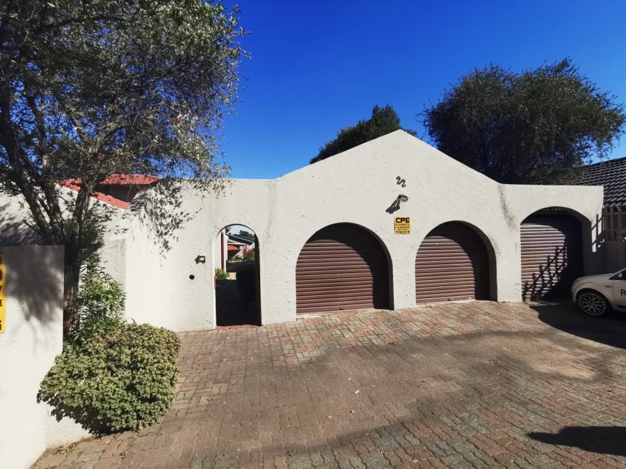4 Bedroom Property for Sale in Brackendowns Gauteng