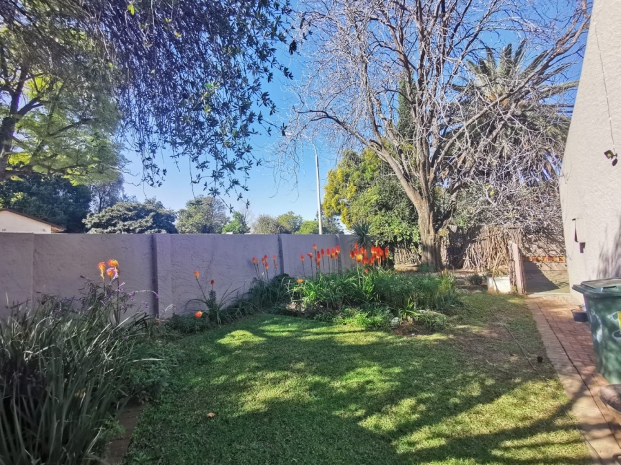 4 Bedroom Property for Sale in Brackendowns Gauteng