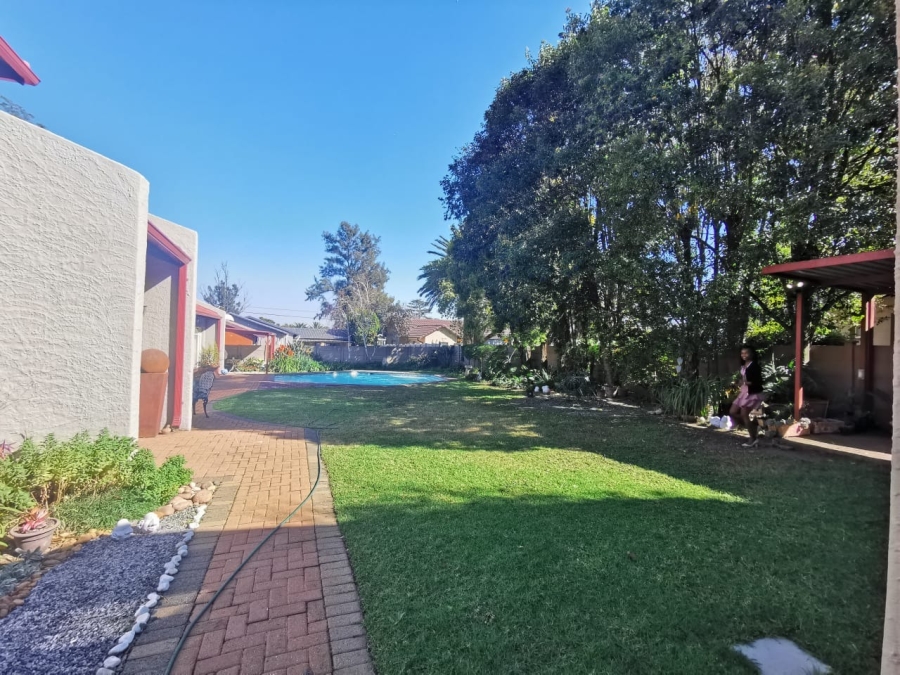 4 Bedroom Property for Sale in Brackendowns Gauteng